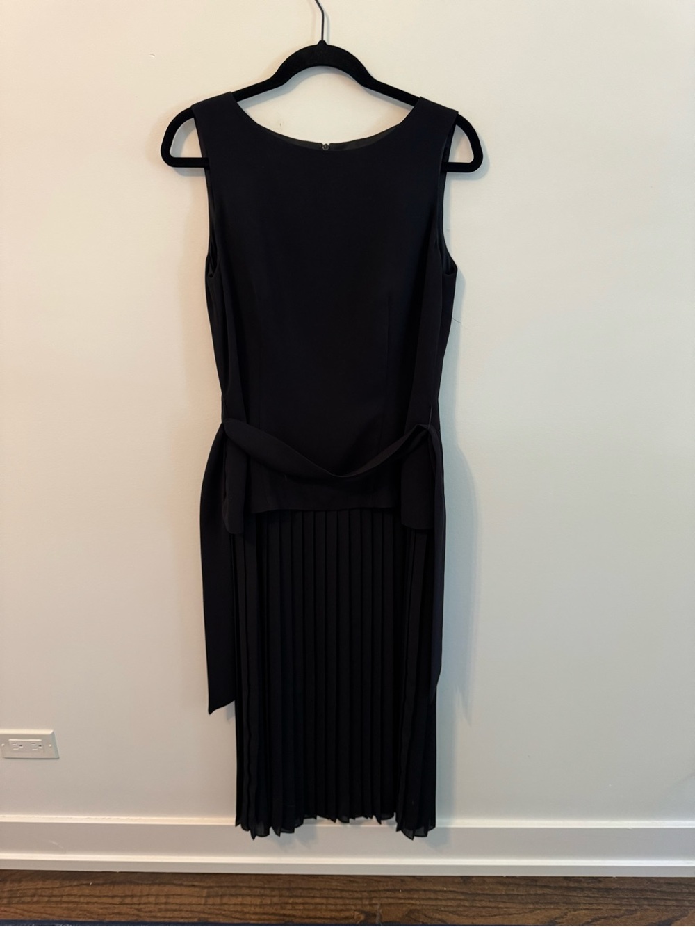 YL by Yair Black Sleeveless Pleated-Bottom Midi Dress with Waist Tie